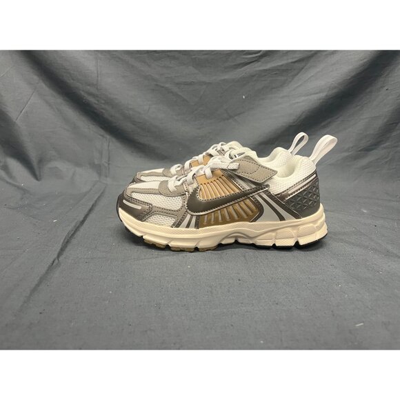 Nike Vomero 5 (PS) Sneakers Pure Platinum Silver Size 2Y NEW NO BOX! - Picture 5 of 11